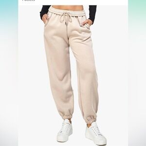 Women’s casual baggy fleece sweatpants 🆕 NWT